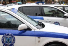 Πέλλα:-«Άρπαξαν»-146-χρυσές-λίρες-και-4.000-ευρώ-προσποιούμενοι-τους-λογιστές-–-Εξαπάτησαν-ηλικιωμένη-και-συνελήφθησαν