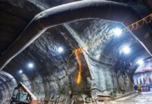 Ο-μετροπόντικας-«Νίκη»-πέρασε-από-την-Κυψέλη-και-κατευθύνεται-προς-Αλεξάνδρας,-Εξάρχεια-και-Κολωνάκι